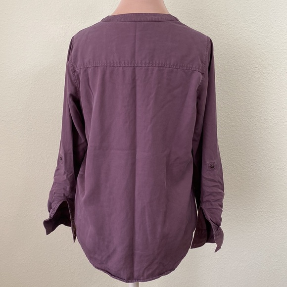 Express Lace Front Poet Shirt - Picture 5 of 8